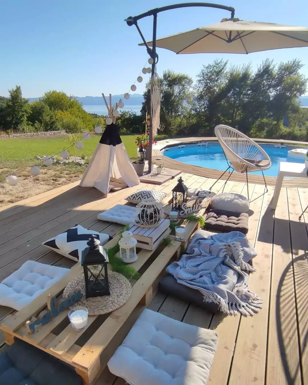 30 Stunning Above-Ground Pool Ideas That'll Transform Your Backyard 1 Lounging Pool