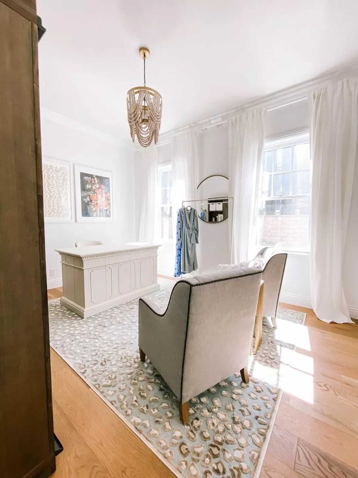 30 Stunning Home Office Rug Ideas to Transform Your Work-From-Home Space Love That Leopard Print