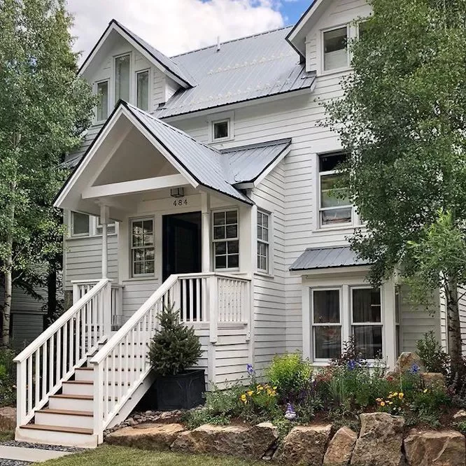 82 Stunning Front Yard Landscaping Ideas to Transform Your Home's Curb Appeal This Spring Low-Maintenance Rock Border