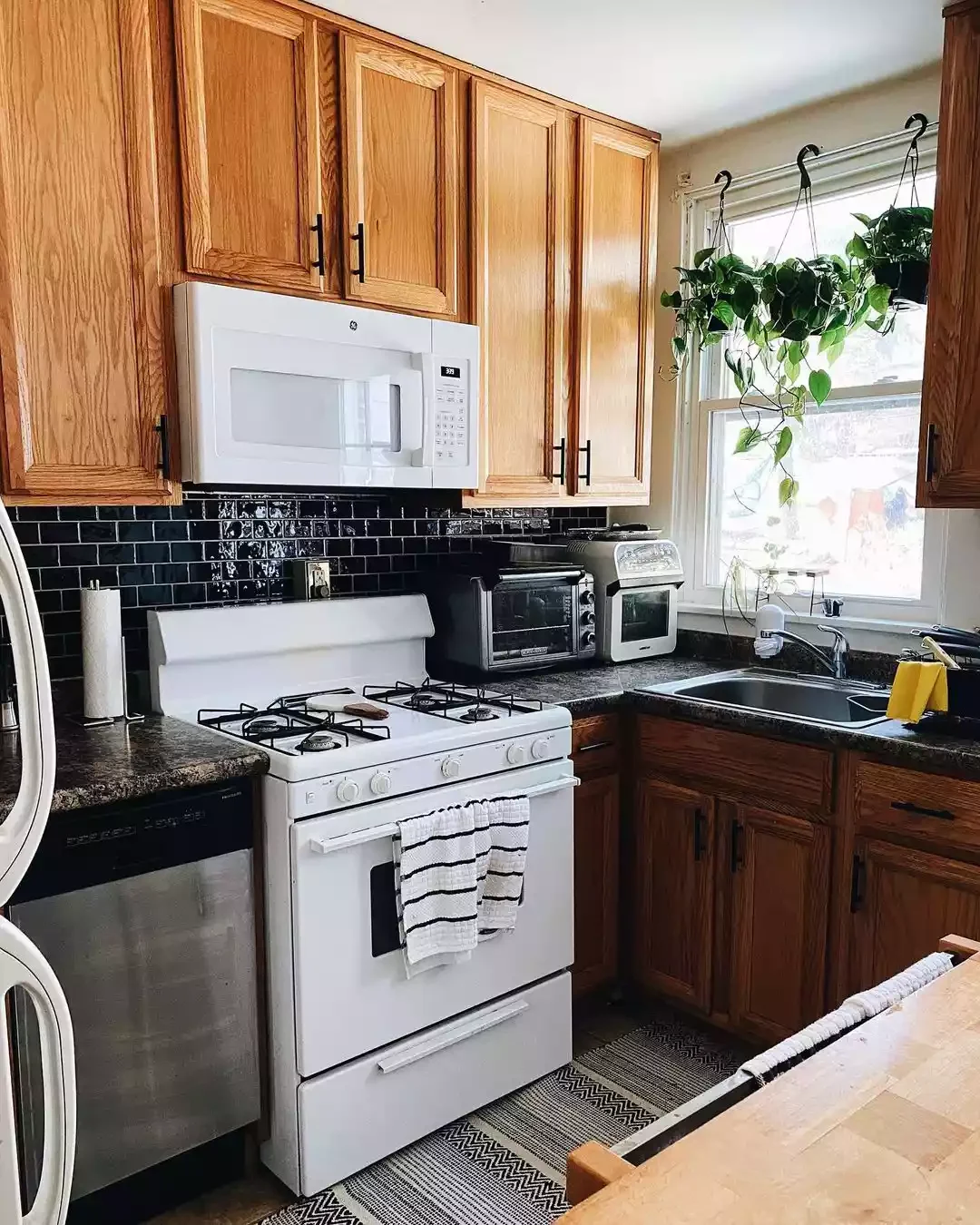 23 Granite Countertops That Will Make Your Kitchen Absolutely Stunning Luxe Look
