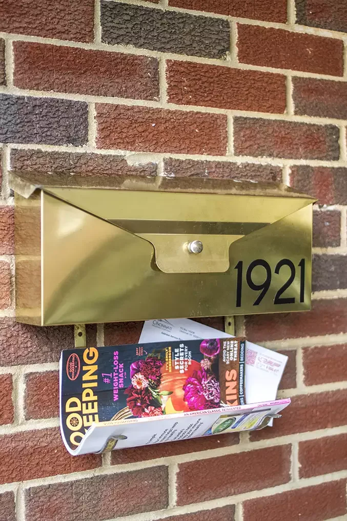 34 Creative Mailbox Ideas to Transform Your Home's Curb Appeal MCM Moment