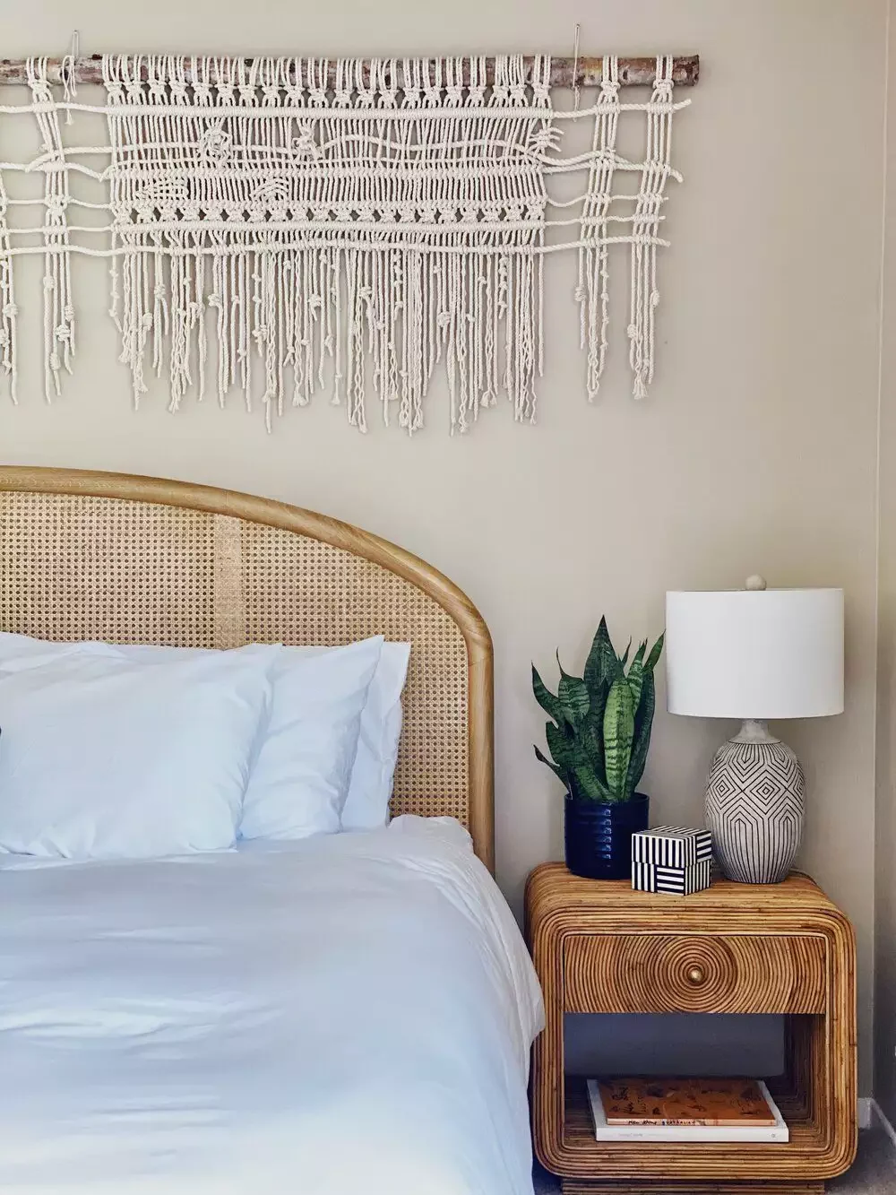 66 Creative Ways to Transform the Wall Above Your Bed Into a Stunning Focal Point Macrame Wall Hanging