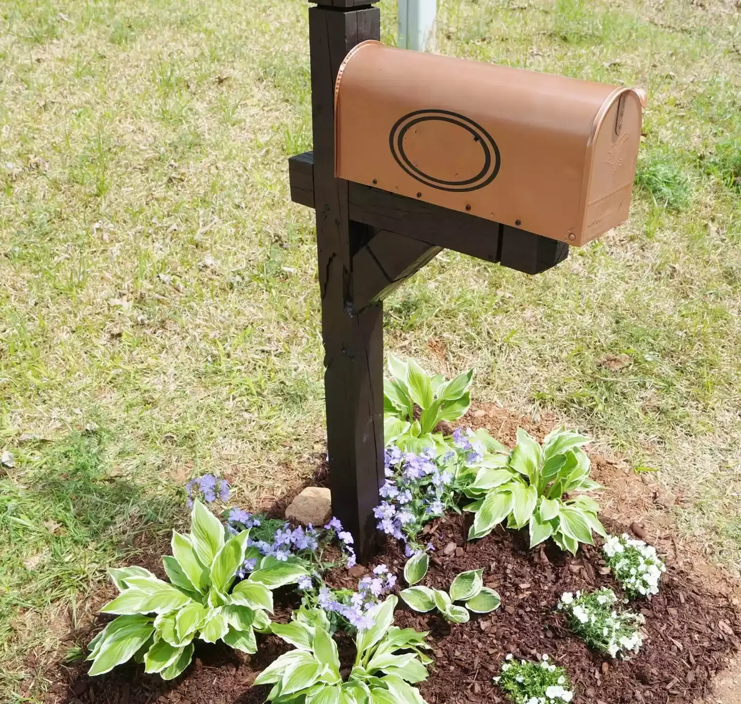 Mailbox Post Makeover
