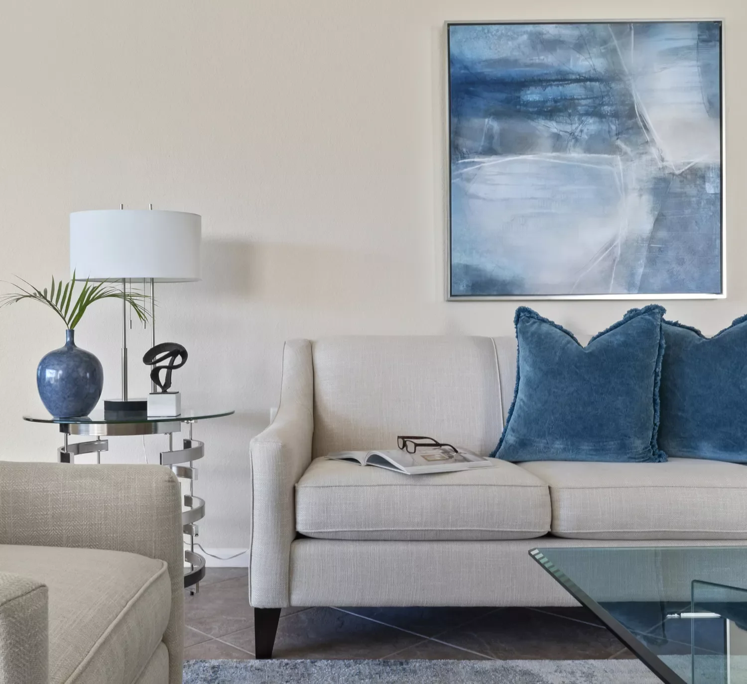 30 Statement-Making Living Room Wall Art Ideas That Transform Your Space 2 Make It Abstract