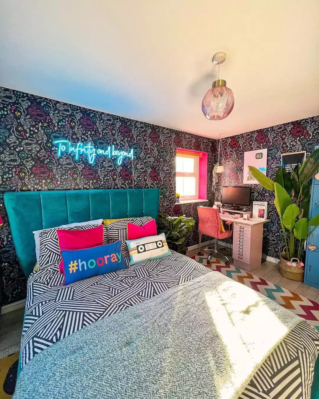 32 Stunning Teal Bedroom Designs That Will Transform Your Space 6 Make It Eclectic