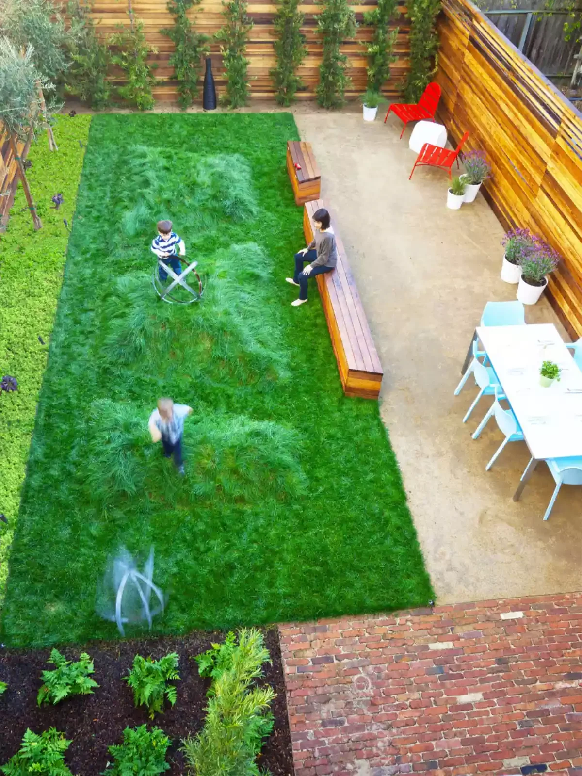 29 Creative Small Backyard Ideas to Transform Your Outdoor Space Make It Kid-friendly