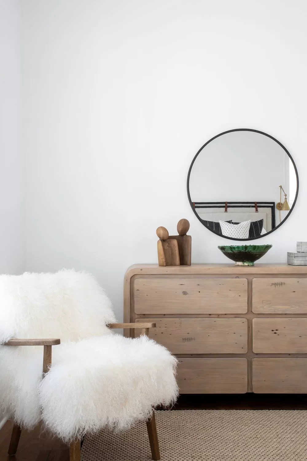 16 Beautiful Bedroom Mirror Ideas That Will Transform Your Space 12 Make It Minimalist