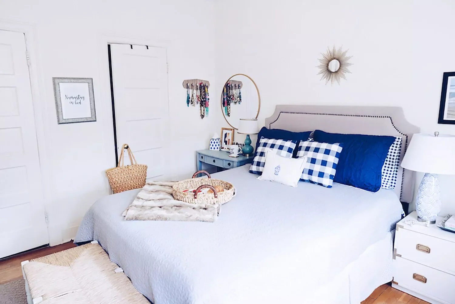 18 Affordable Bedroom Makeover Ideas You Can Start Today 17 Make It Mismatched