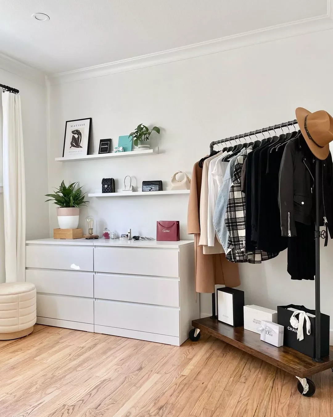 23 Brilliant Open Closet Ideas That'll Transform Your Morning Routine Make It Mobile