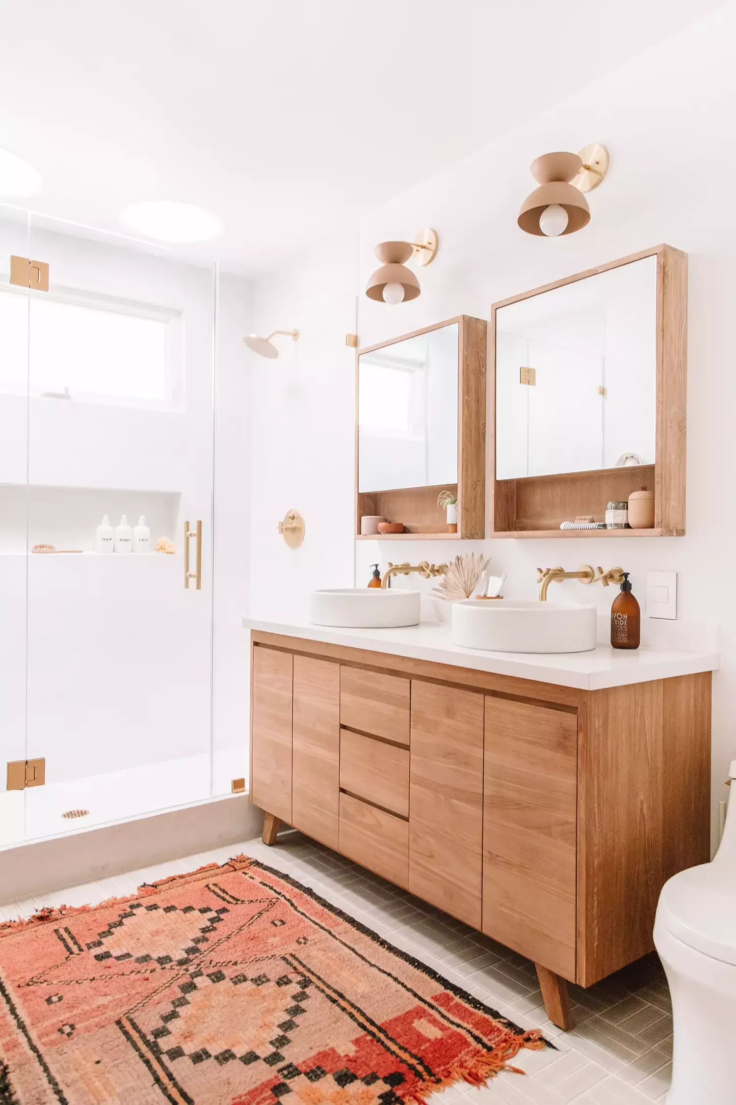 43 Smart Bathroom Storage Solutions That Maximize Every Inch Make It Multifunctional