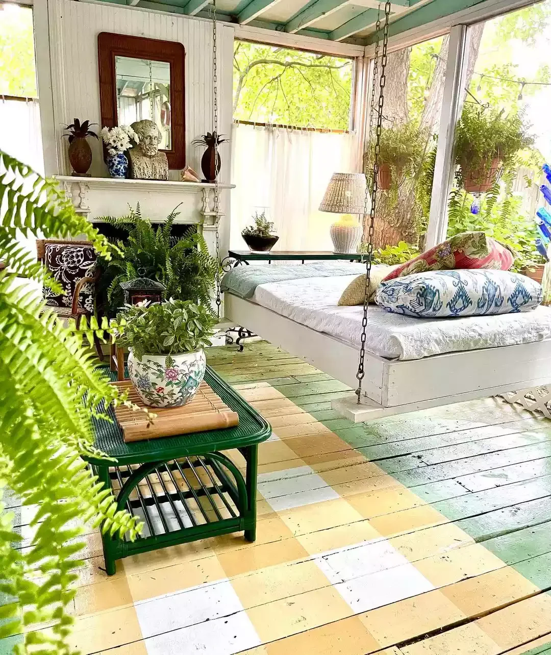 31 Brilliant Small Screened Porch Ideas That Make Every Square Foot Count 2 Make It Rustic