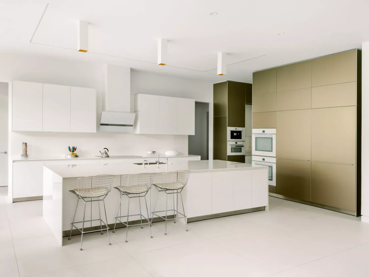 30 Stunning Range Hood Designs That Transform Your Kitchen 5 Make It Sleek and Modern