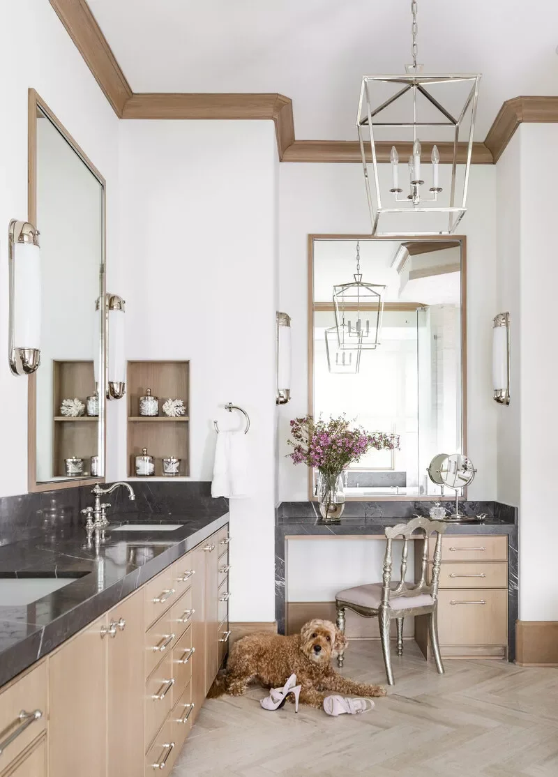 50 Luxurious Bathroom Ideas to Create Your Perfect Self-Care Sanctuary 27 Make-Up Vanity Niche