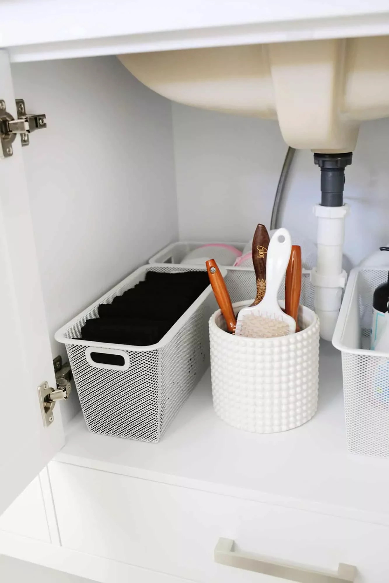 43 Smart Bathroom Storage Solutions That Maximize Every Inch Make Use of Under-Sink Space