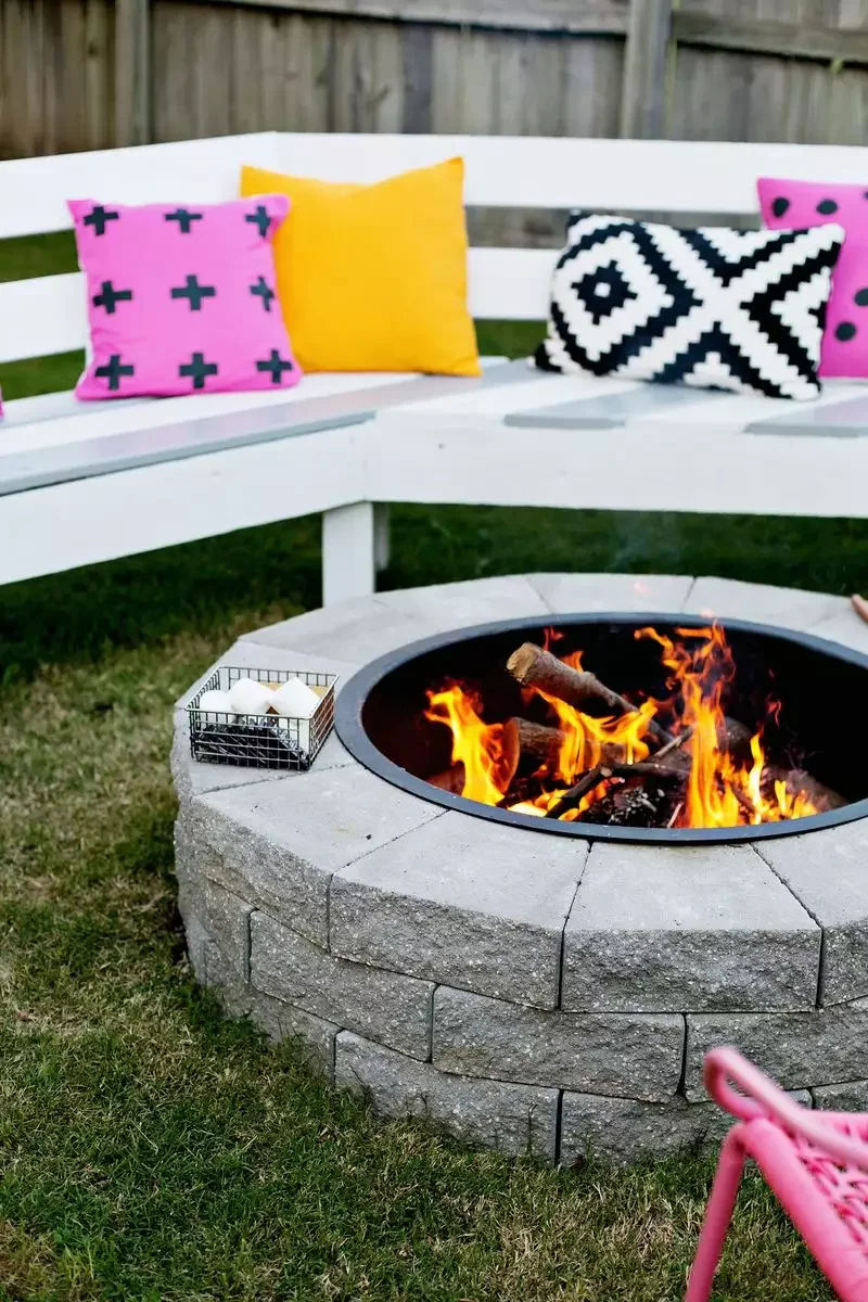 17 DIY Outdoor Decorating Projects to Transform Your Home's Landscape Make Your Own Fire Pit