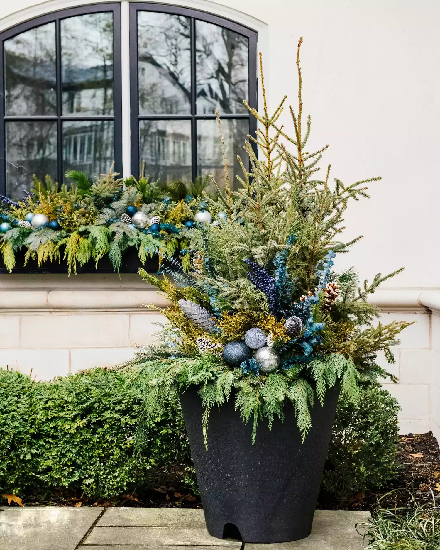 13 Stunning Winter Window Box Designs That'll Transform Your Home's Curb Appeal 13 Make a Match