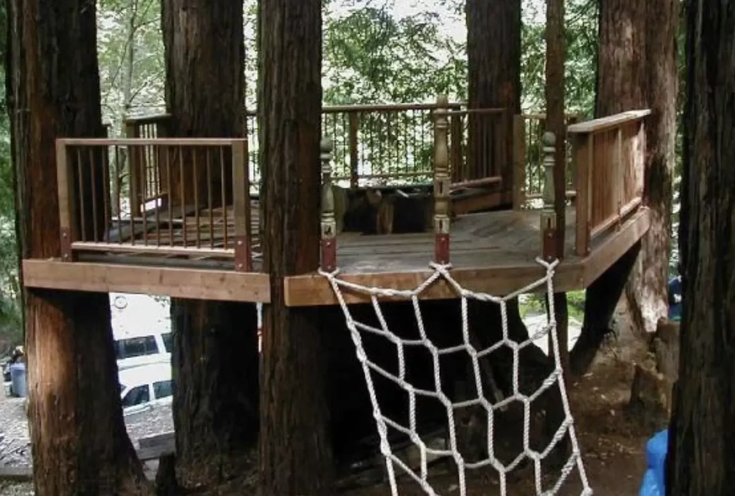 28 Amazing Treehouse Design Ideas That Will Transform Your Backyard 20 Make a Redwood Tree Deck