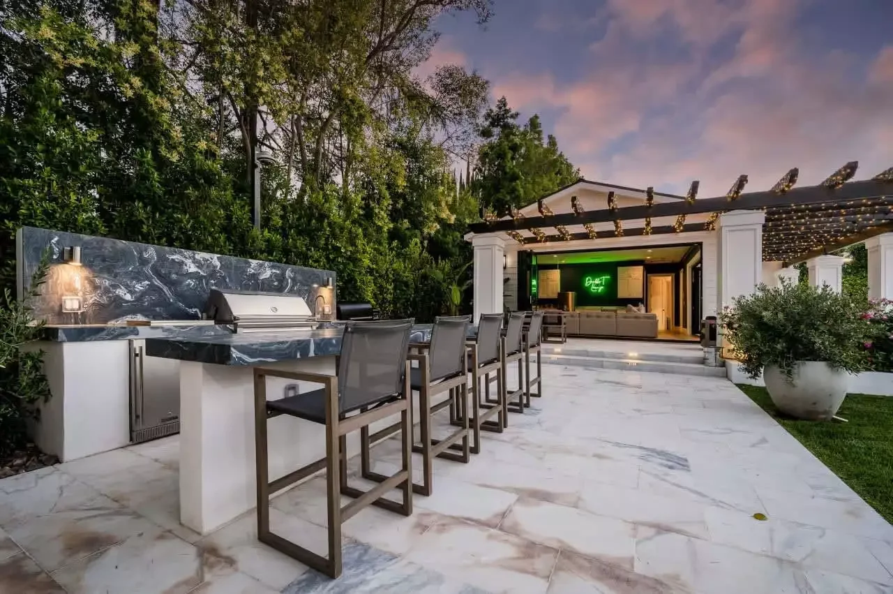 18 Stunning Outdoor Dining Ideas That'll Transform Your Backyard Into the Ultimate Summer Escape 2 Make a Statement With Your Outdoor Flooring