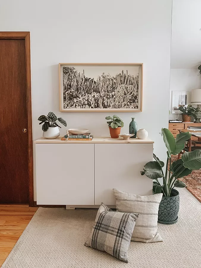 21 Beautiful Ways to Style Your TV Console Like a Pro 11 Make it Matchy