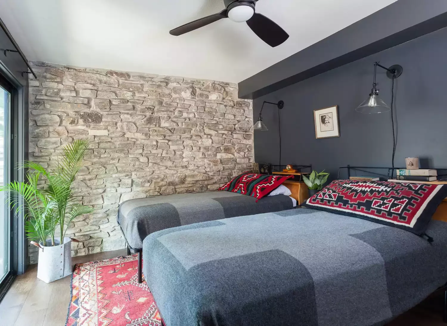 14 Brilliant Lighting Solutions for Your Compact Bedroom 15 Make the Most of a Bedroom for Two
