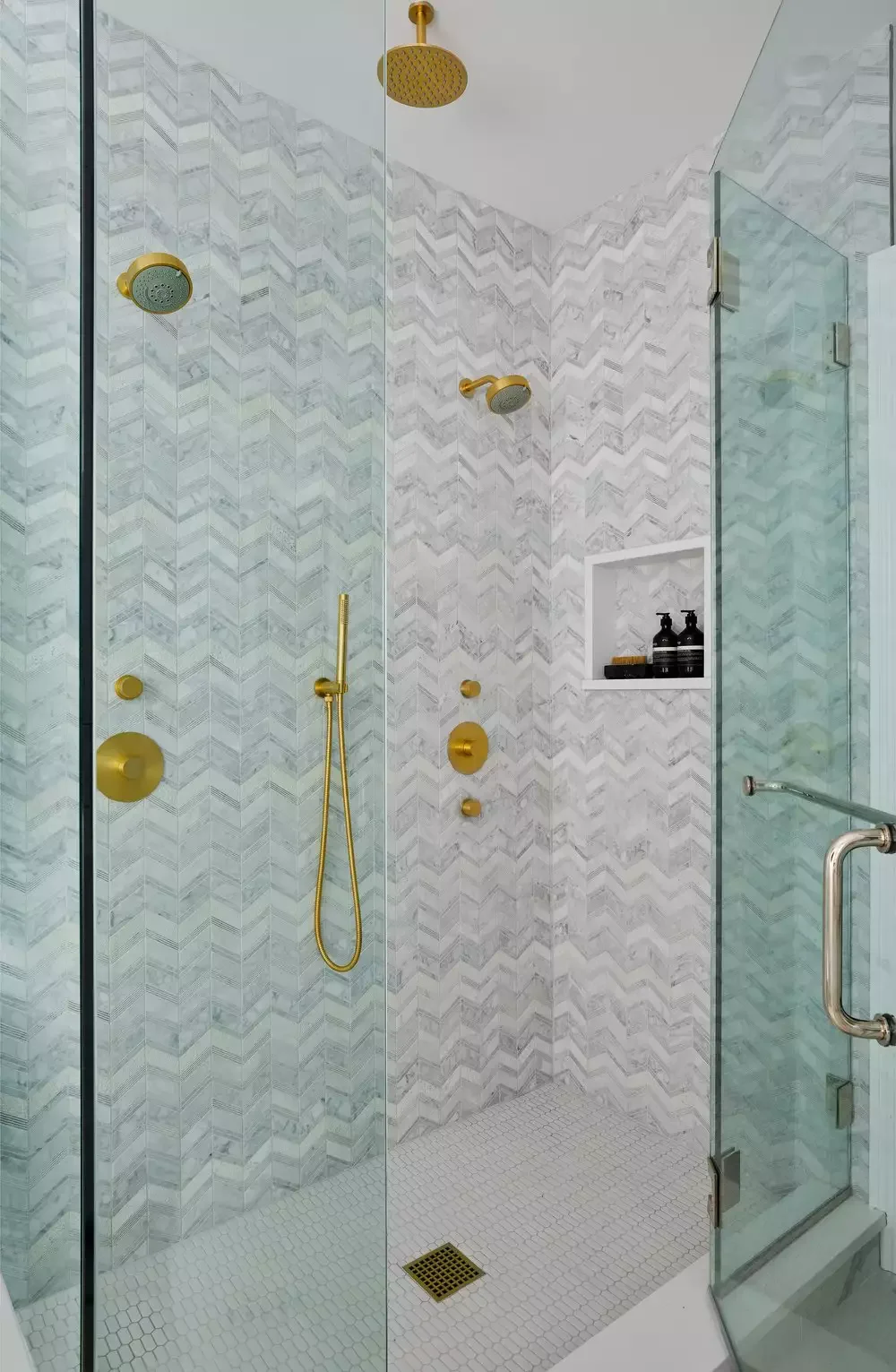 30 Stunning Walk-In Shower Tile Ideas to Transform Your Bathroom 7 Marble Walk-In Shower Tiles
