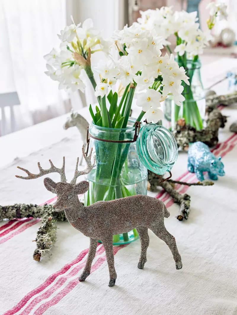 Mason Jars and Paperwhite Christmas Centerpiece