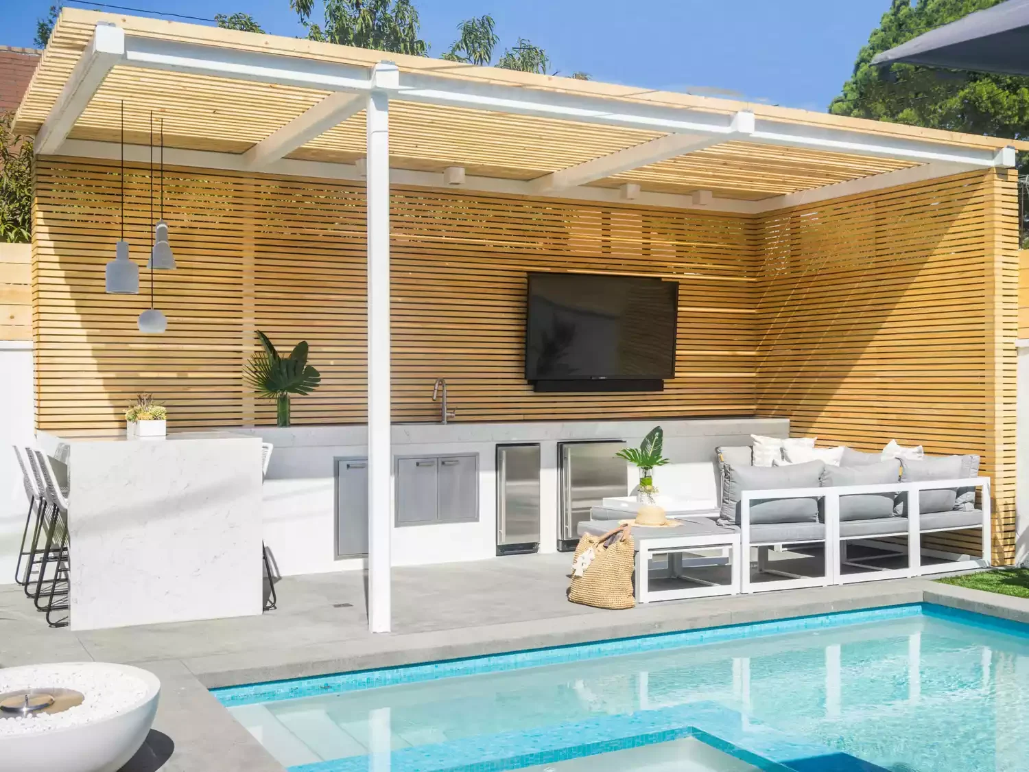 24 Creative DIY Fence Projects to Transform Your Outdoor Privacy Match the Space