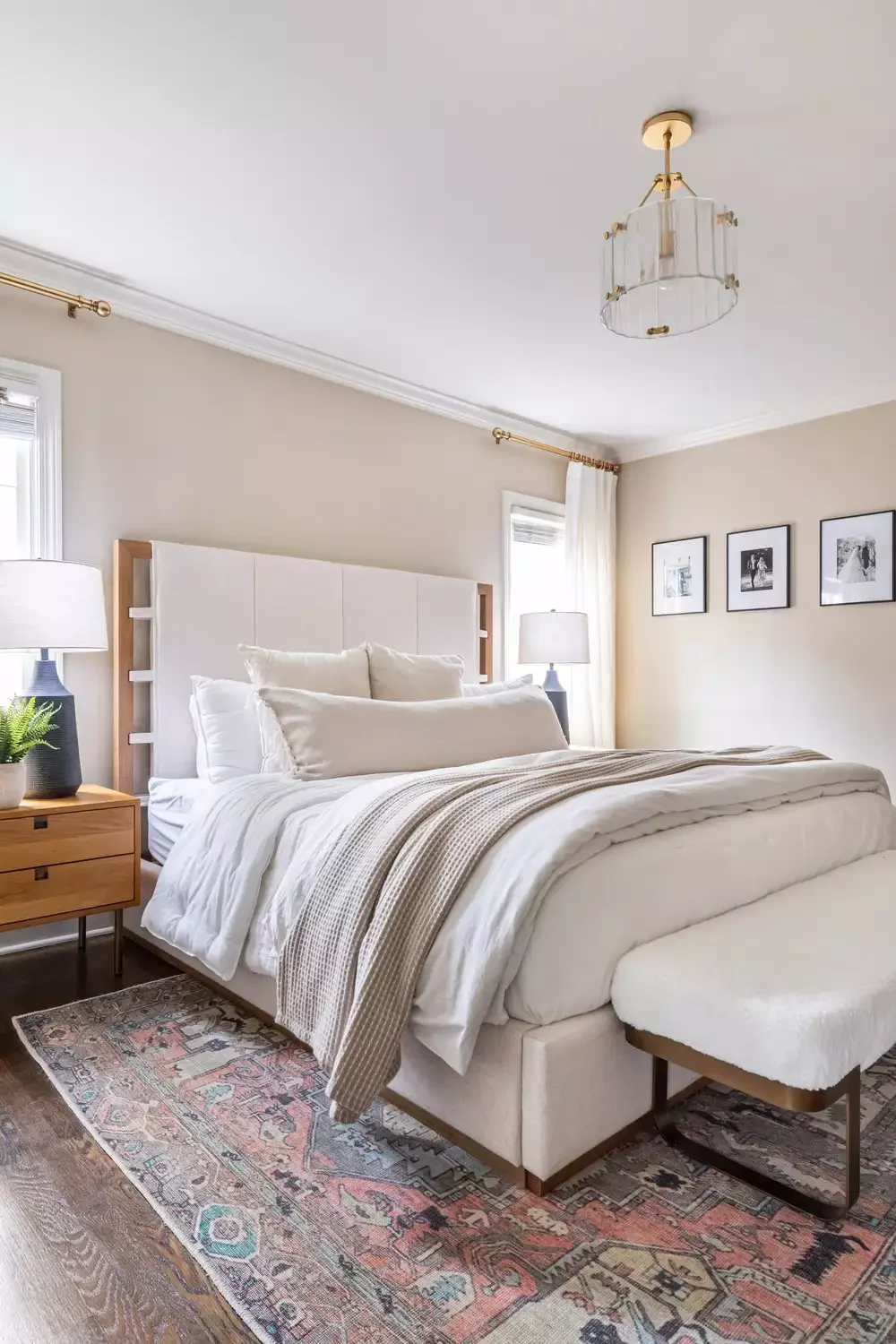 33 Stylish Beige Bedroom Ideas That Will Transform Your Space 3 Matching Beige Walls