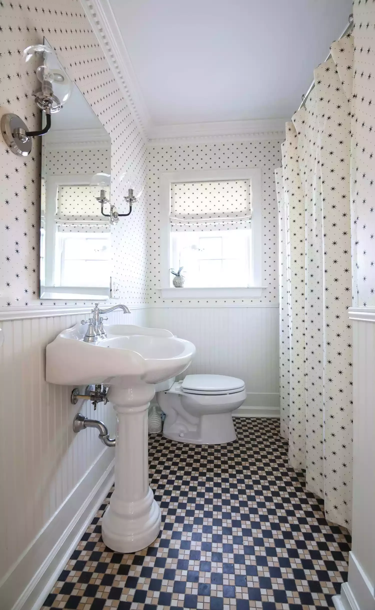 74 Amazing Bathroom Decorating Ideas That Will Transform Your Space 32 Matching Window and Shower Curtains