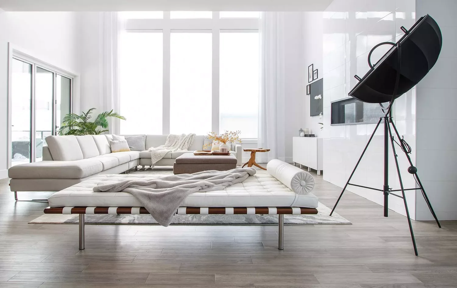 25 Beautiful Minimalist Home Decor Ideas That Transform Your Space 13 Maximize Natural Light