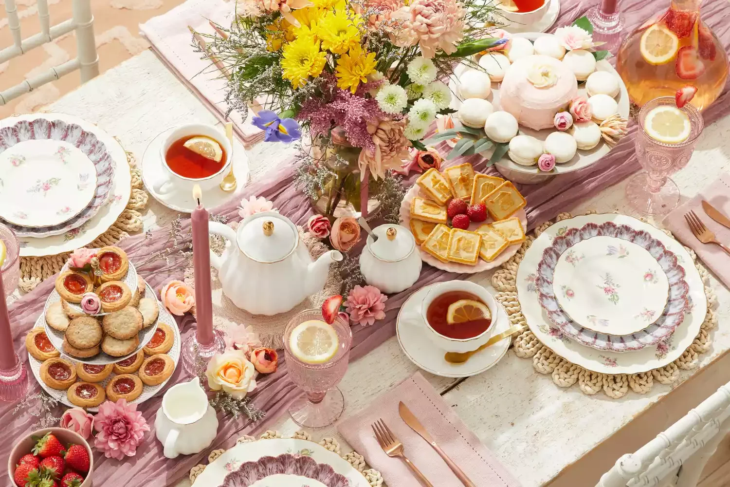 33 Creative New Year's Eve Home Party Ideas to Transform Your Space 28 Midnight Brunch
