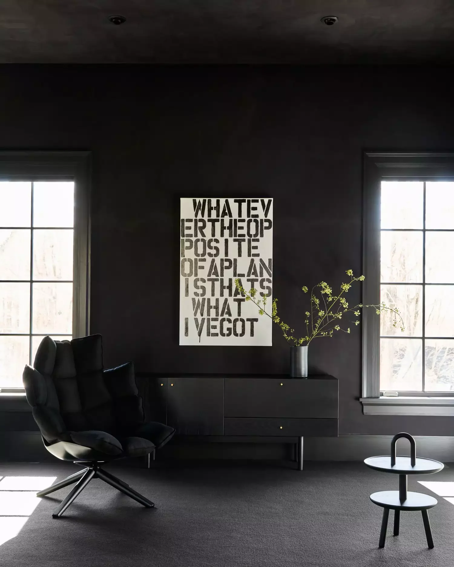 39 Bold Black Living Room Ideas That Will Transform Your Space Into Something Extraordinary 17 Minimalist Black Living Room