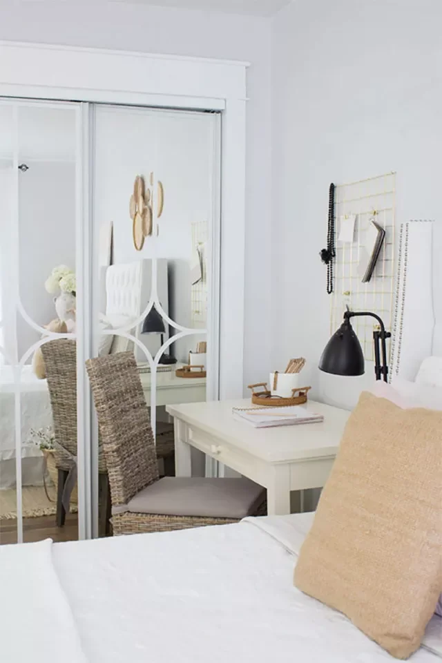 26 Creative DIY Closet Door Makeovers That Transform Your Space 14 Mirrored Closet Doors