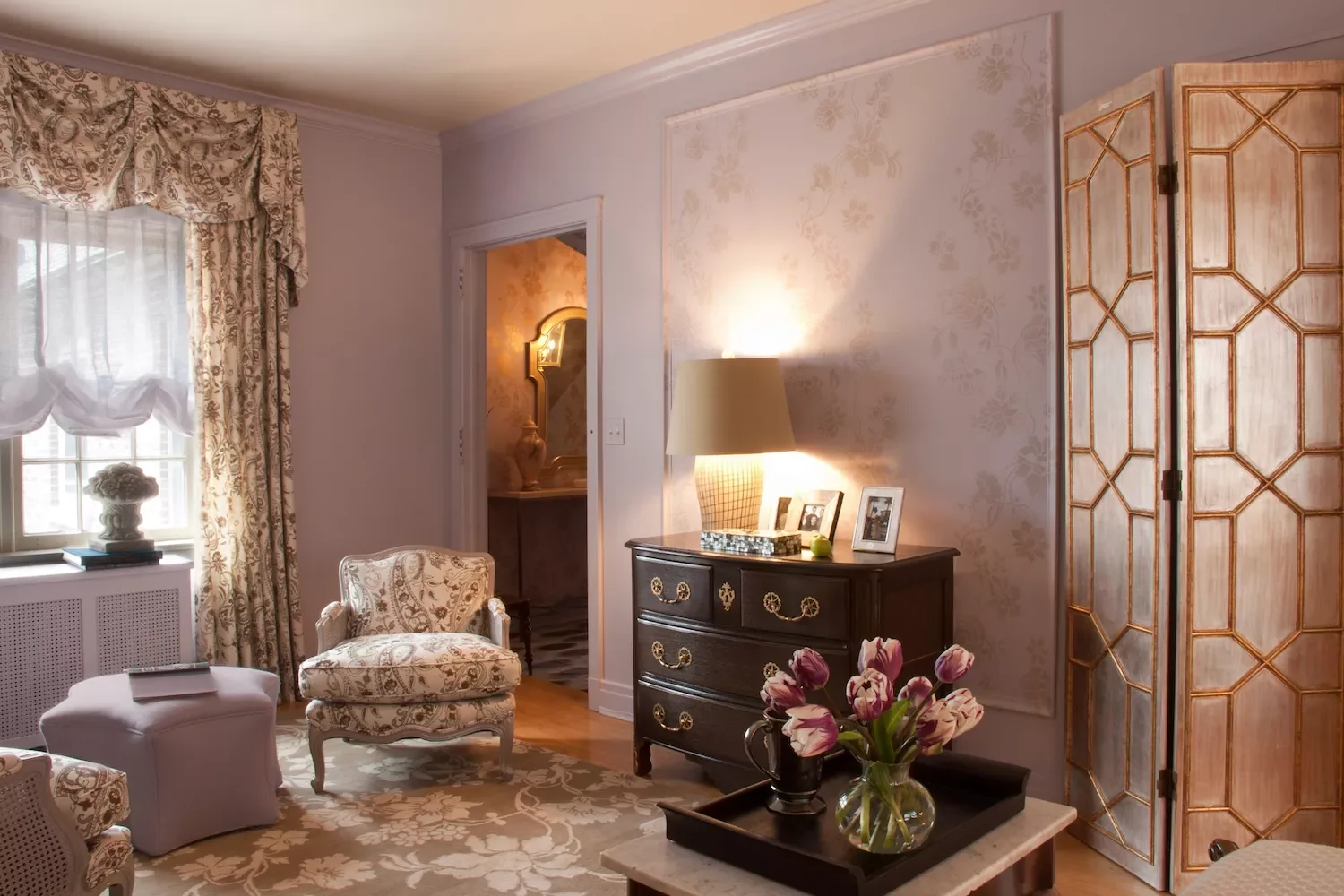 32 Bold Maximalist Bedroom Ideas for Design Lovers Who Embrace the More-Is-More Philosophy 14 Mix Antique and Modern