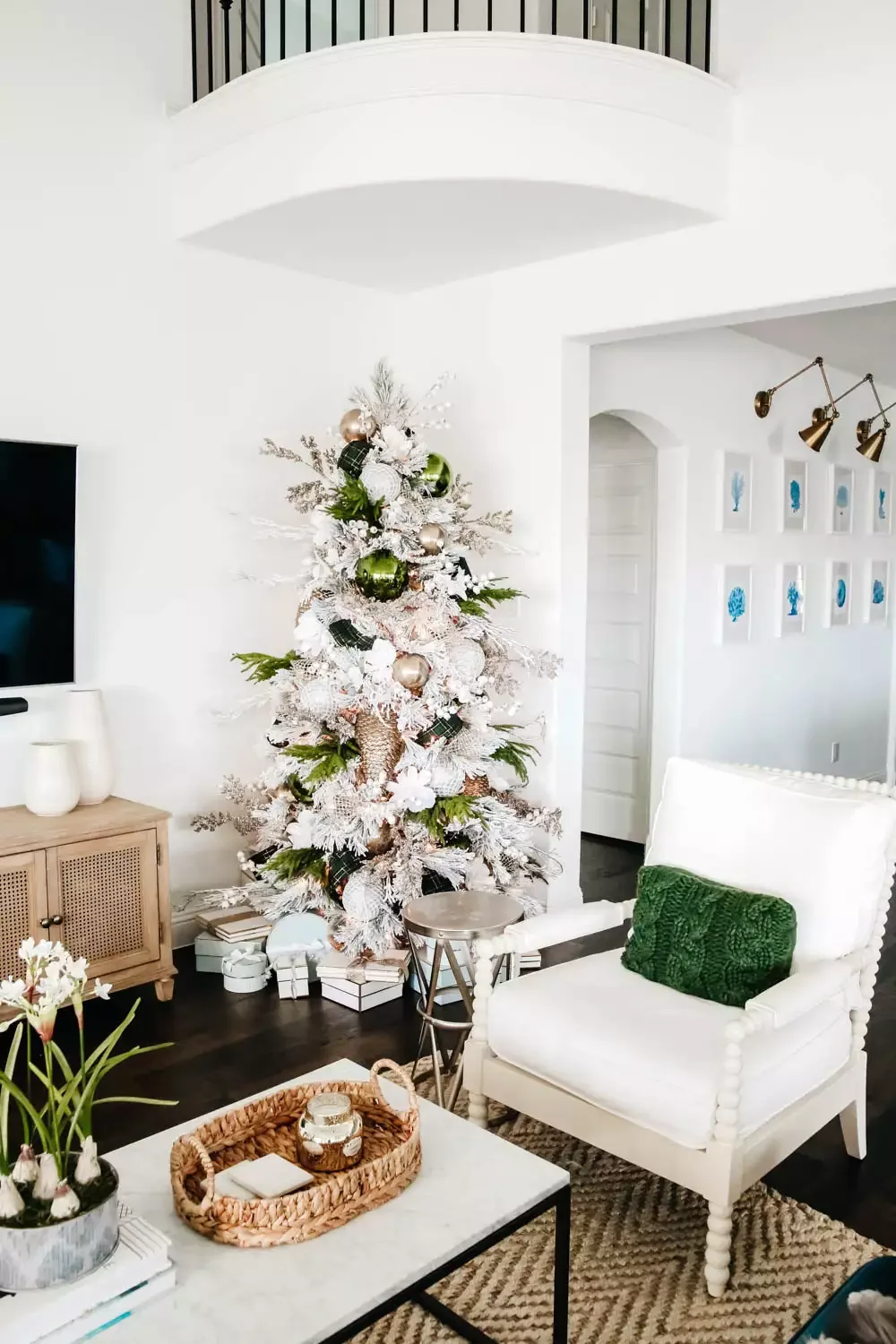 27 Stunning Flocked Christmas Tree Ideas That Transform Your Holiday Decor 12 Mix Green and Bronze