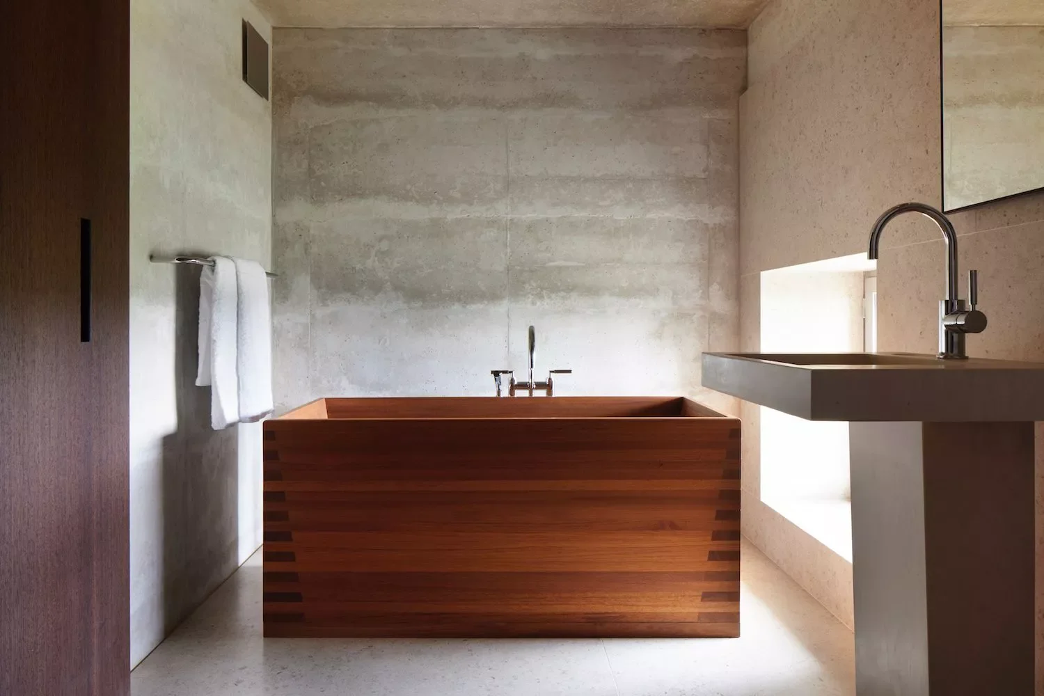 68 Stunning Bathroom Designs That Will Make You Never Want to Leave 52 Mix Natural Materials
