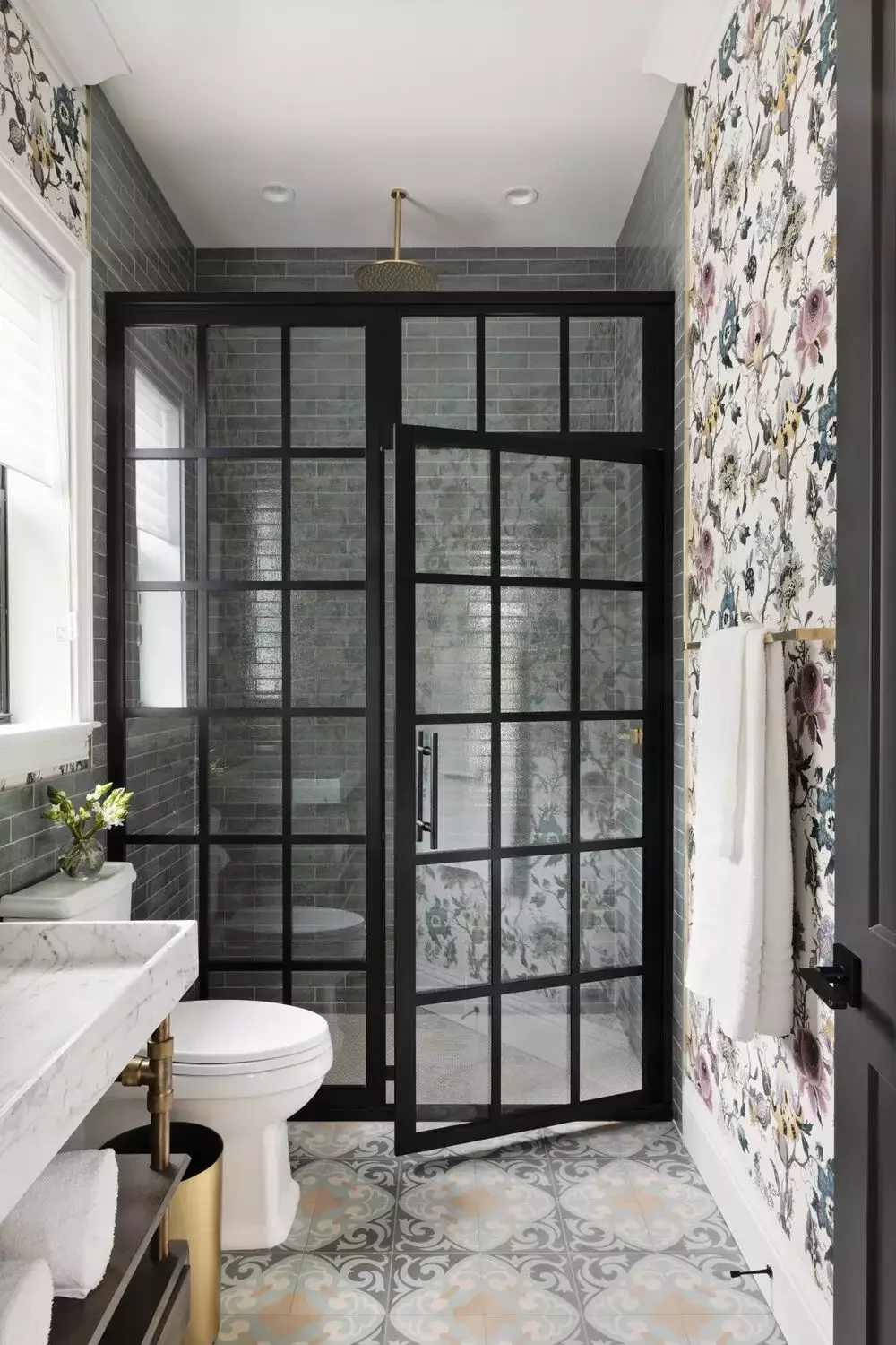 68 Stunning Bathroom Designs That Will Make You Never Want to Leave 43 Mix Patterns and Styles