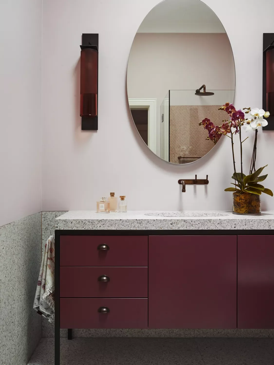 43 Stunning Powder Room Design Ideas to Transform Your Half Bath 2 Mix Shades of Pink