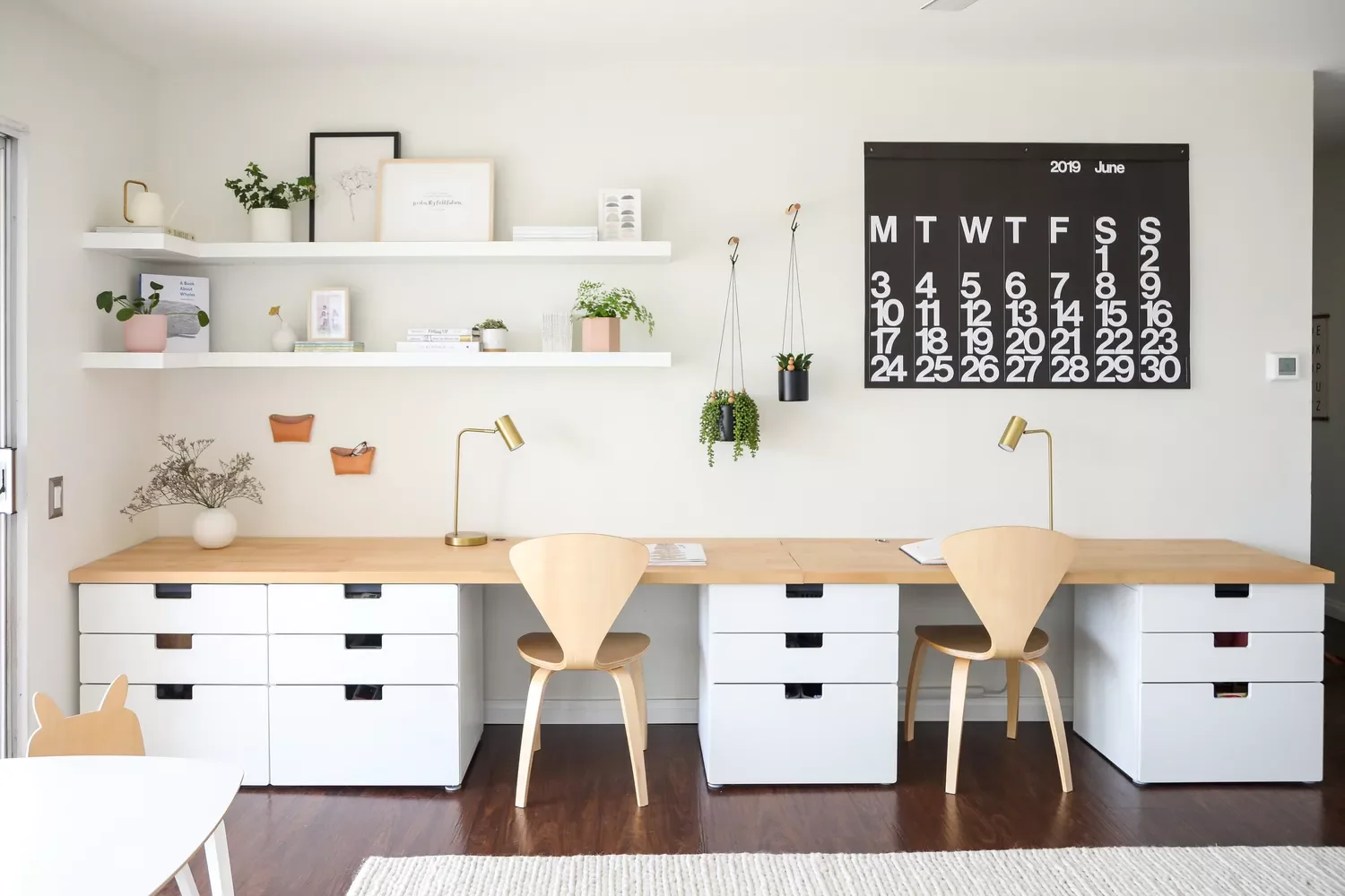 67 Stylish Modern Home Office Ideas That Make Working From Home a Joy Mix White Walls and Wood