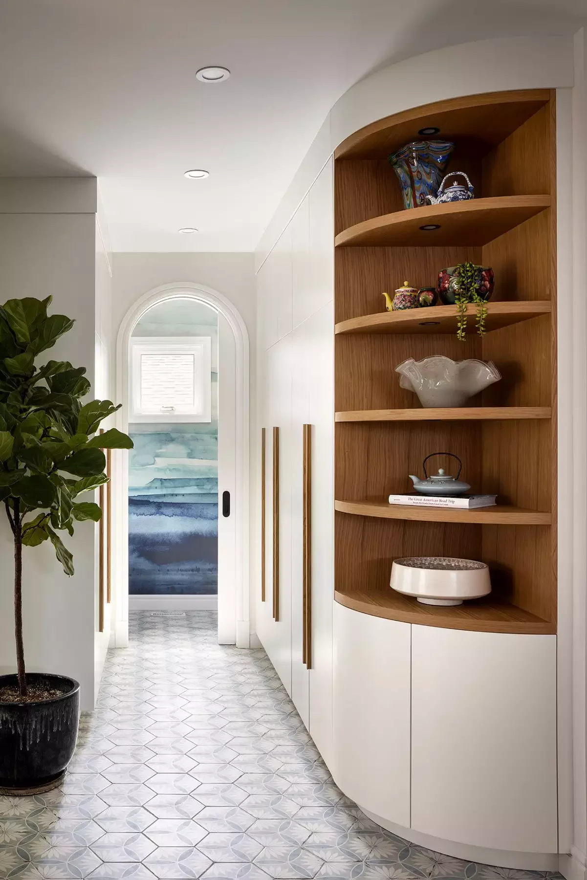 51 Creative Bookshelf Styling Ideas That Transform Your Space 40 Mix and Match Favorites