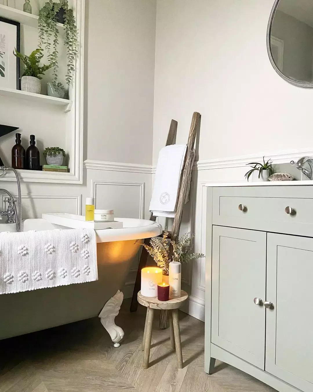 23 Stunning Sage Green Bathroom Ideas That Will Transform Your Space 21 Mix and Match Shades
