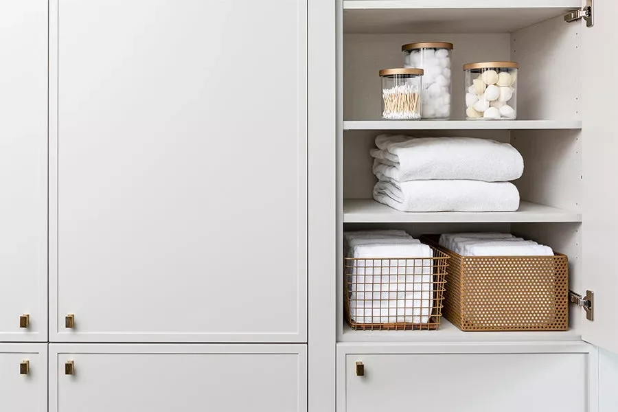32 Clever and Stylish Ways to Store Your Towels Mix and Match Your Storage Solutions