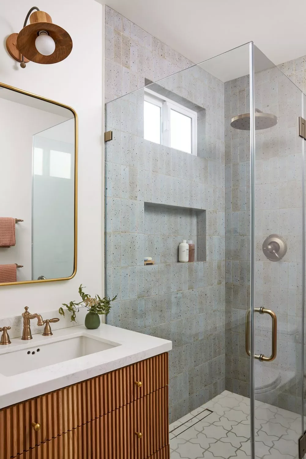 20 Stunning Bathroom Floor Designs That Will Transform Your Space 2 Mix and Match