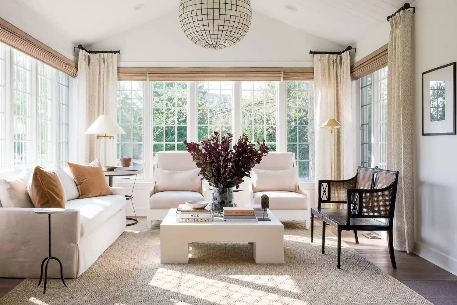 25 Brilliant Ways to Master Transitional Living Room Design 15 Mix in an Antique