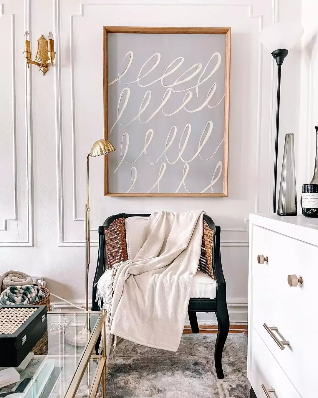 25 Stunning Vintage Living Room Ideas That Never Go Out of Style 16 Mixed Materials