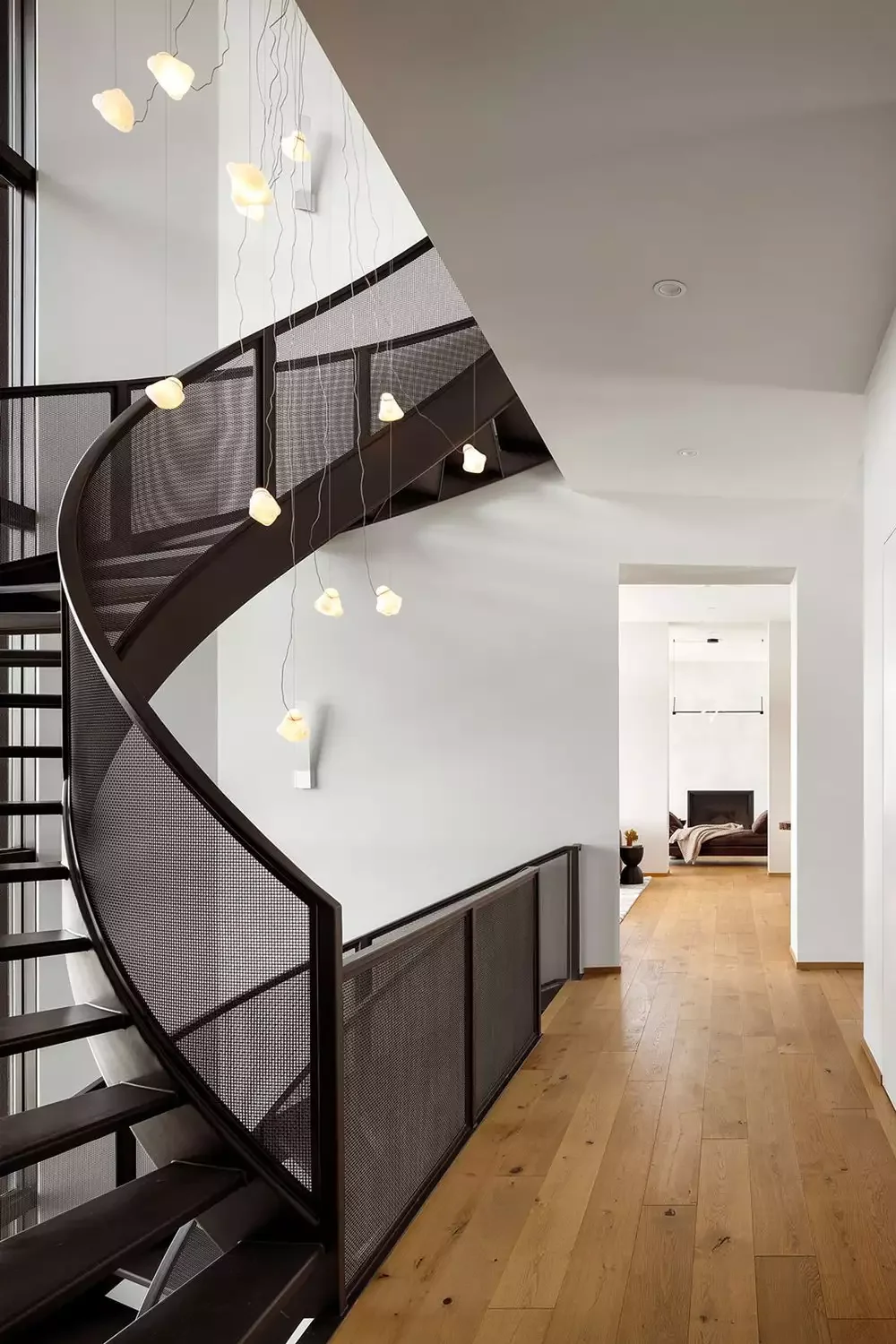 20 Bold Black Staircase Ideas That Will Transform Your Home 3 Modern Black Staircase