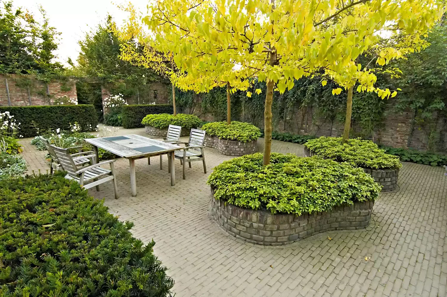 35 Stunning Brick Patio Ideas That Transform Outdoor Spaces Modern Brick Patio