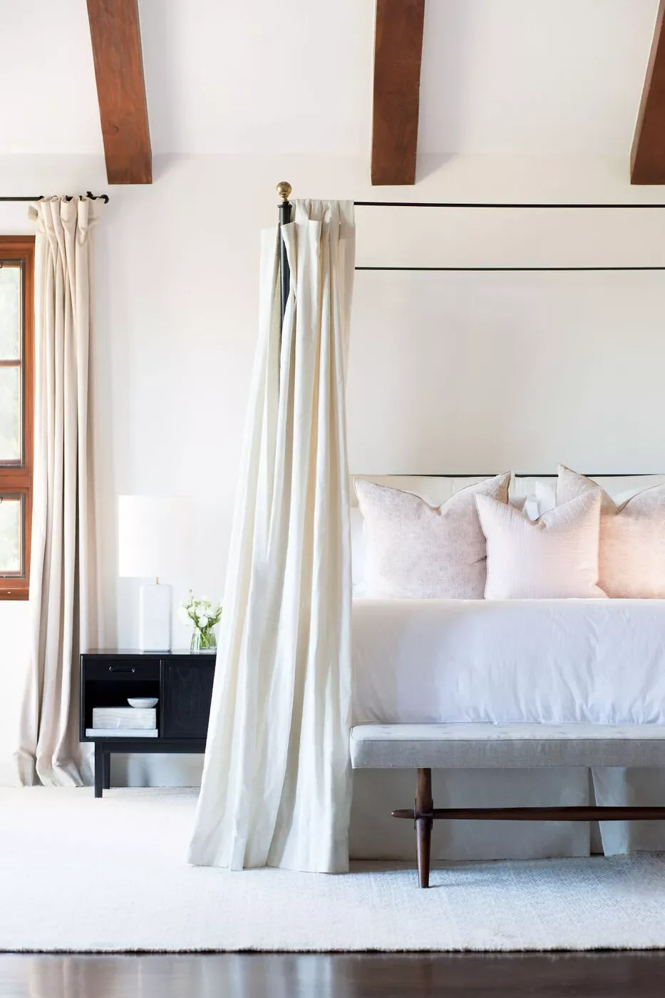 37 Stunning Canopy Bed Ideas to Transform Your Bedroom 2 Modern Canopy Bed