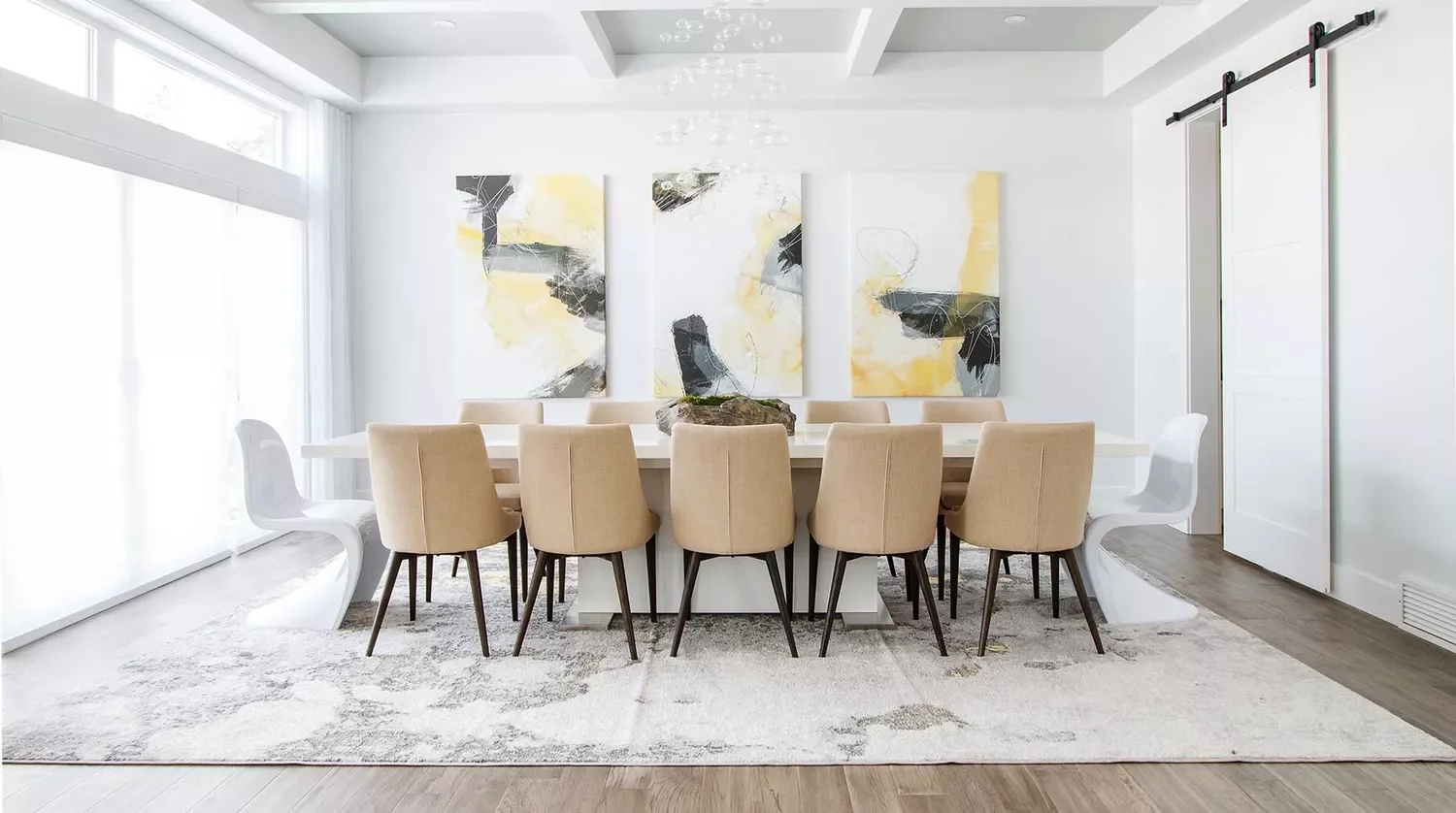 27 Contemporary Dining Room Ideas That'll Transform Your Space Modern Dining Room Artwork