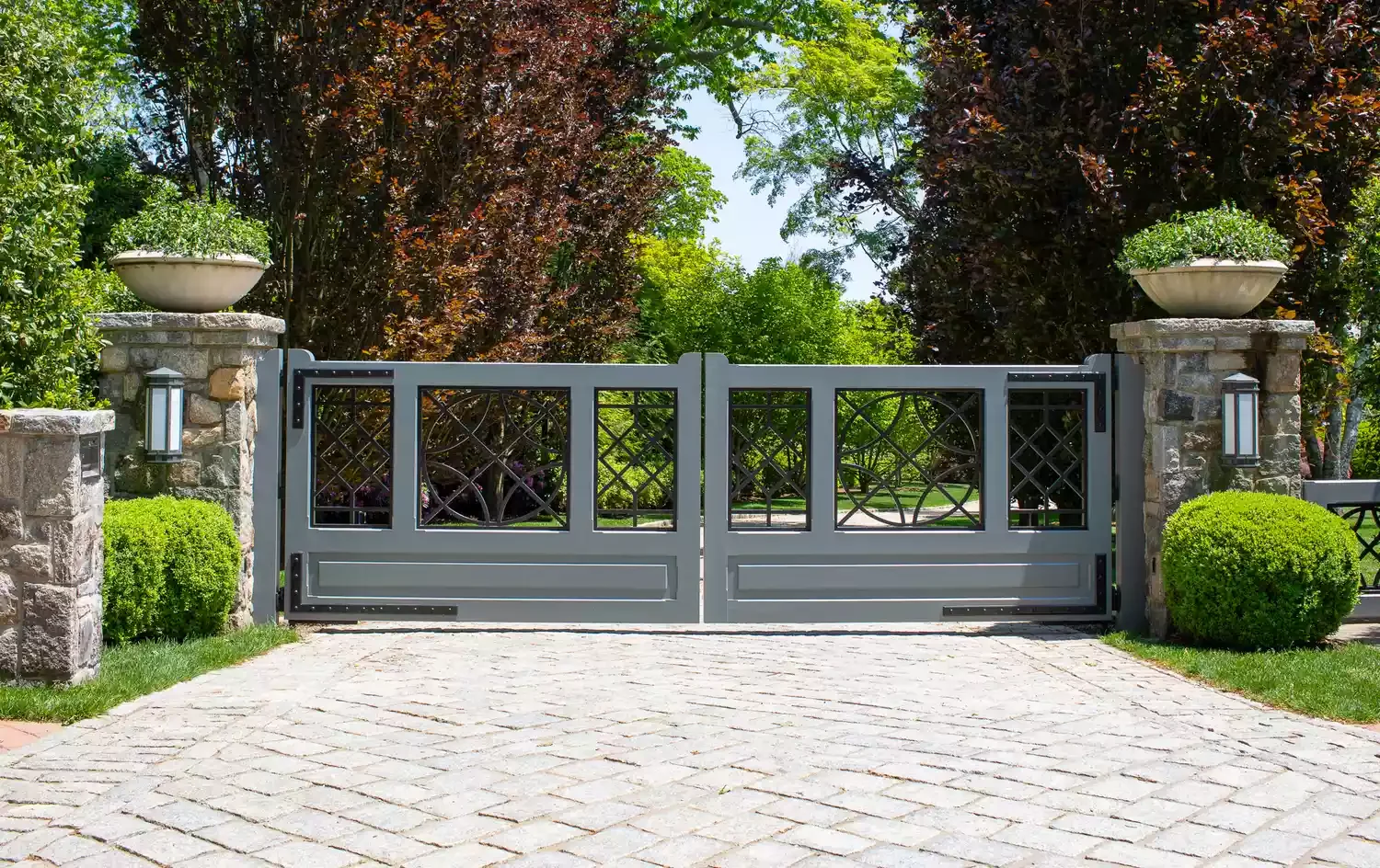 Modern Gate